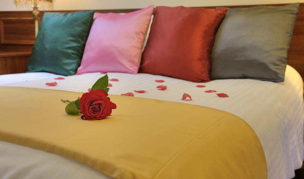 Grove Bed & Breakfast