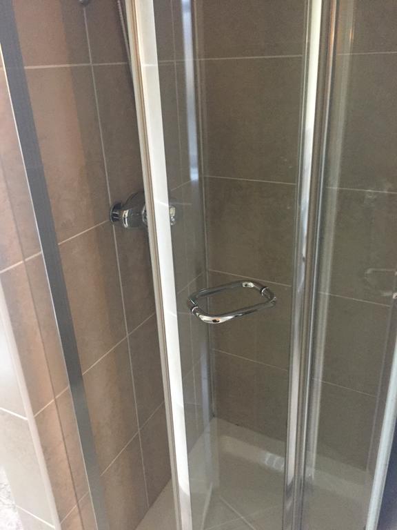 Sutherland House 3*