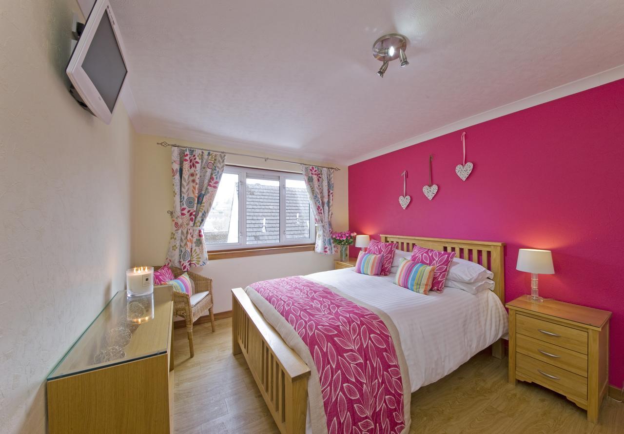 Grove Bed & Breakfast 4*
