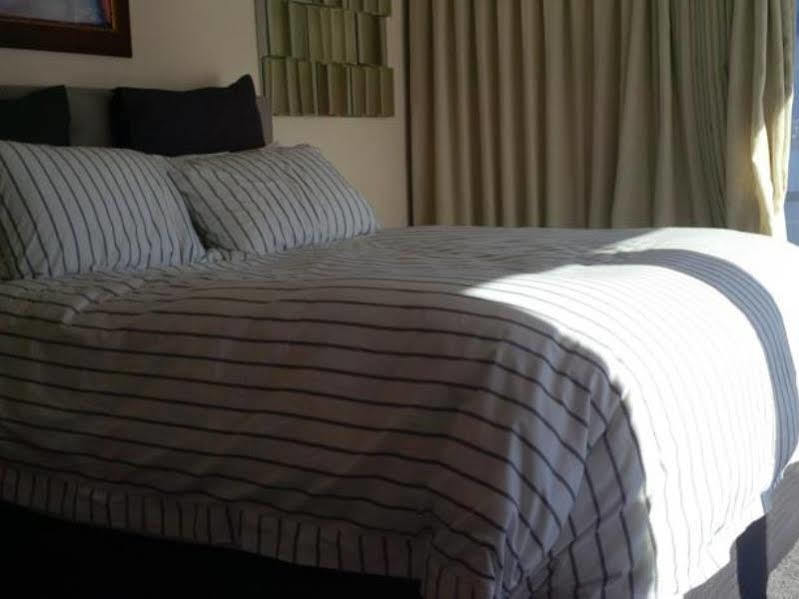 Roseneath Hotel