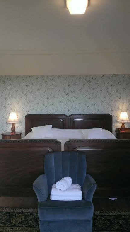 Hotel Glenmore 3*
