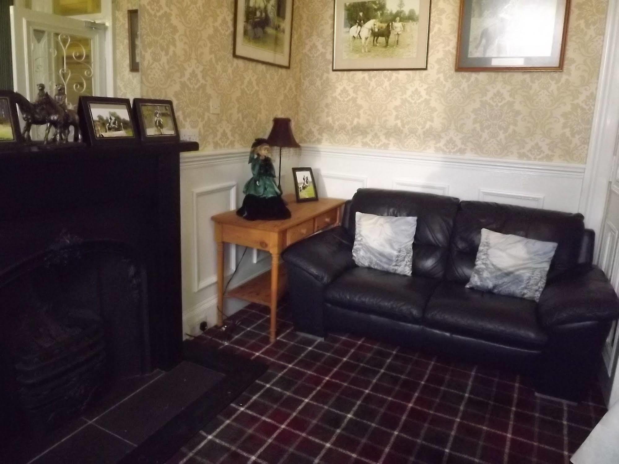 Palace - Small Guest house
