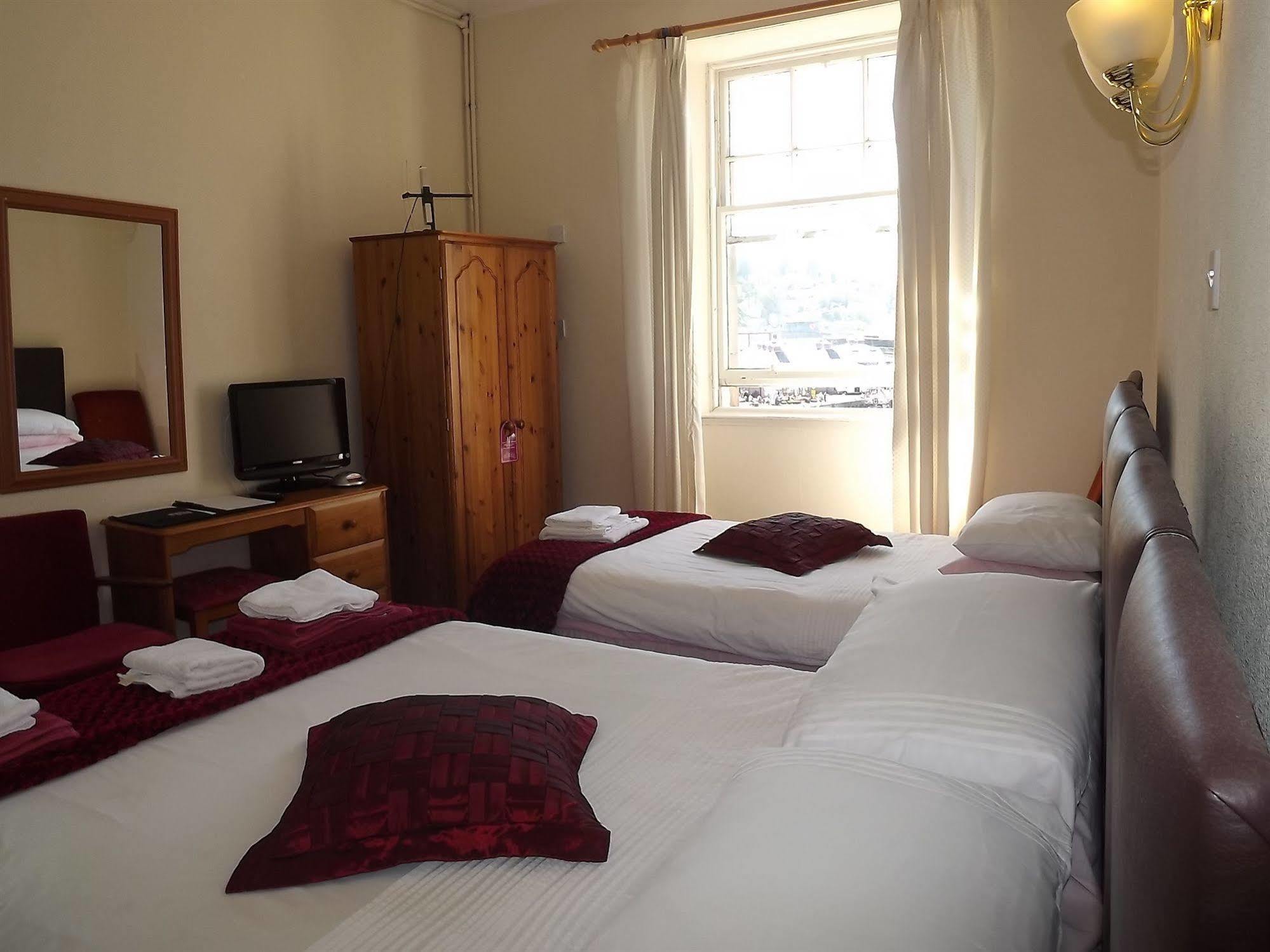 Palace - Small Guest house Oban