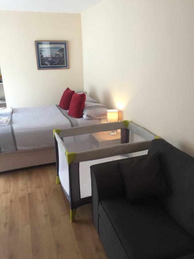Soroba House Hotel *