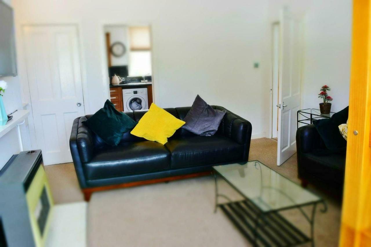 Flat In Town Centre