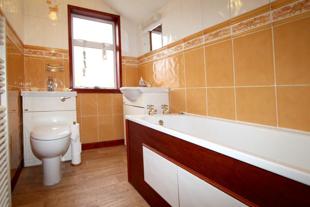 Three Bedroom House In Oban