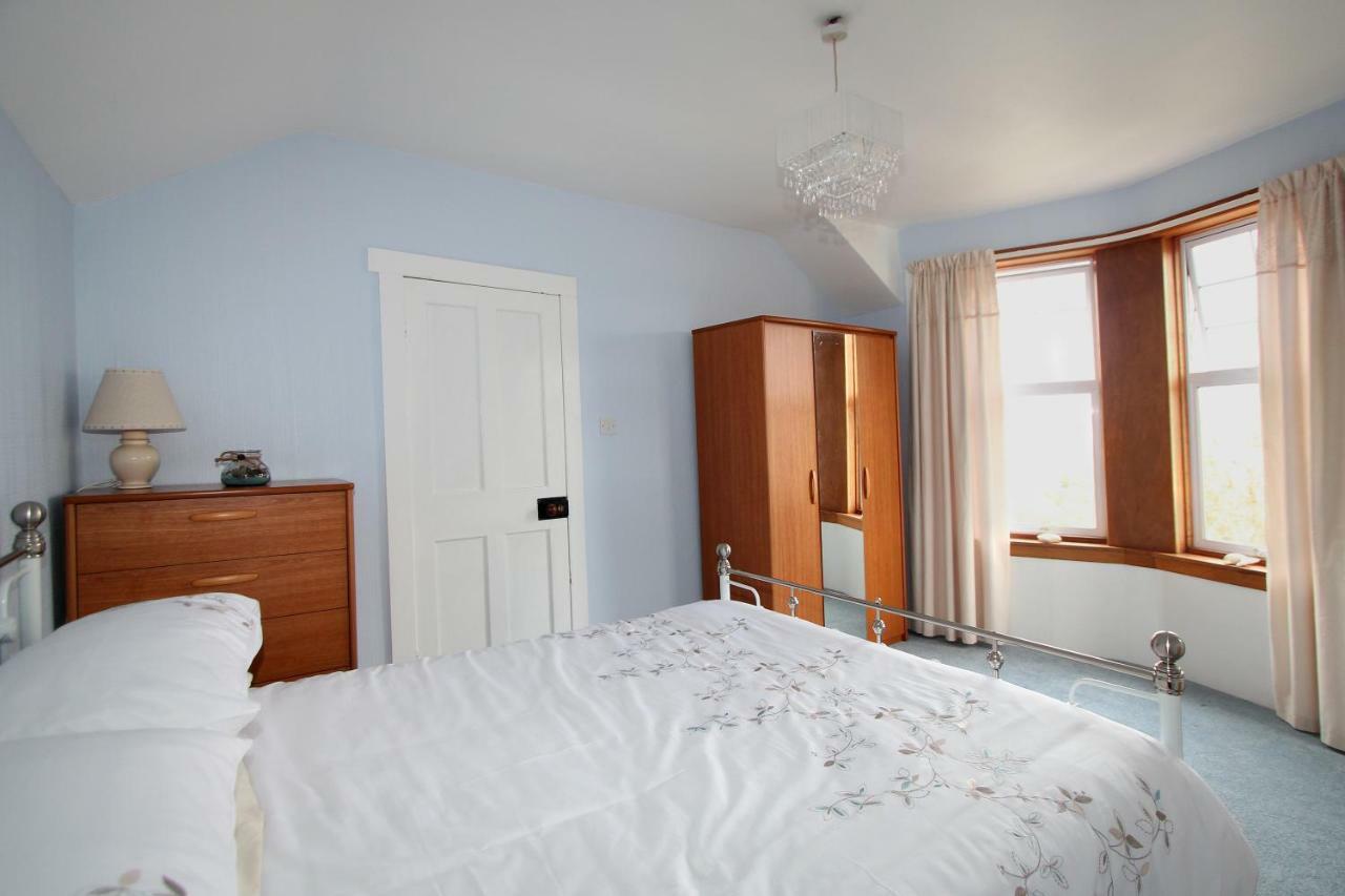 Holiday home Three Bedroom House In