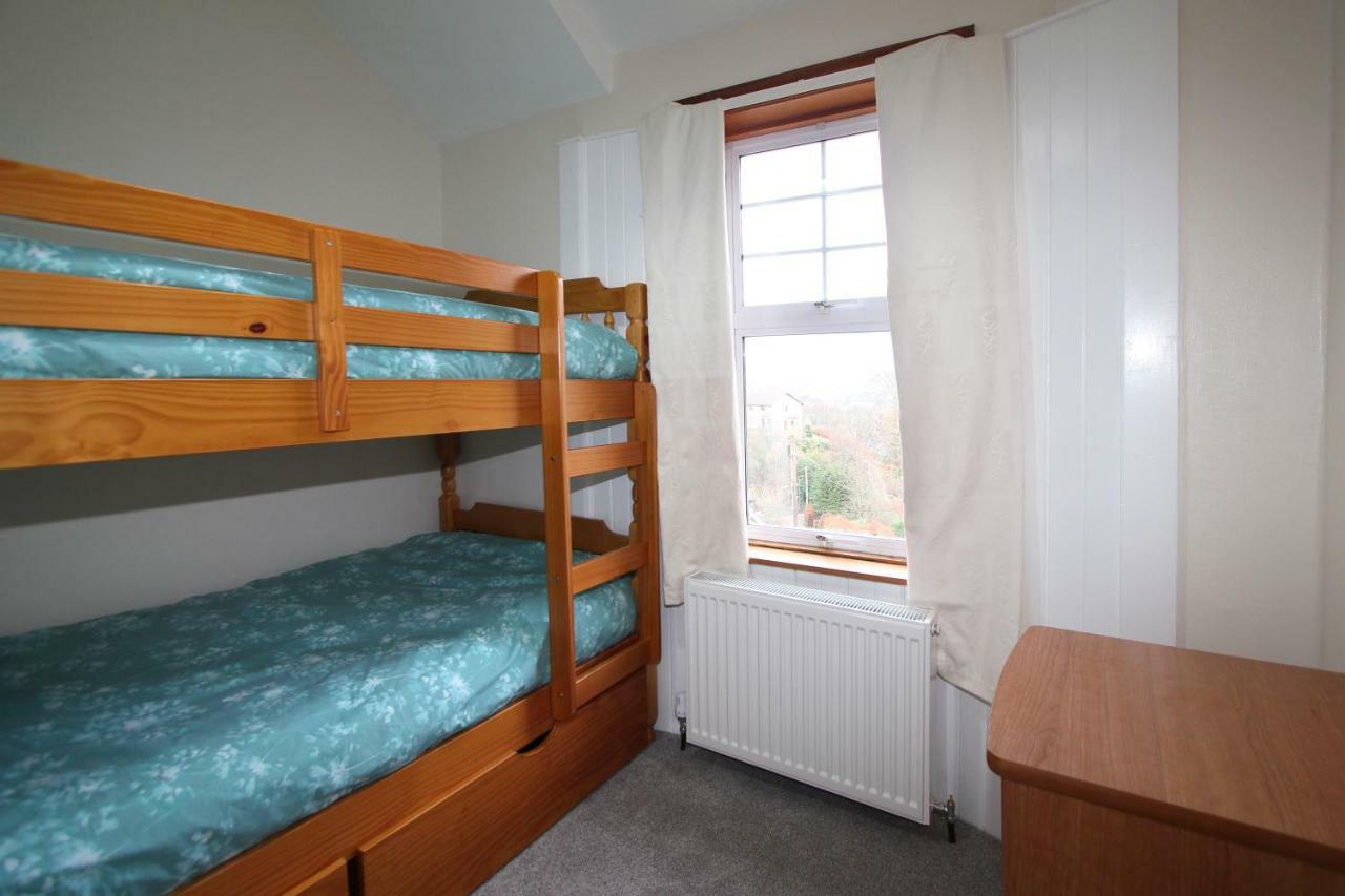 Three Bedroom House In Holiday home *