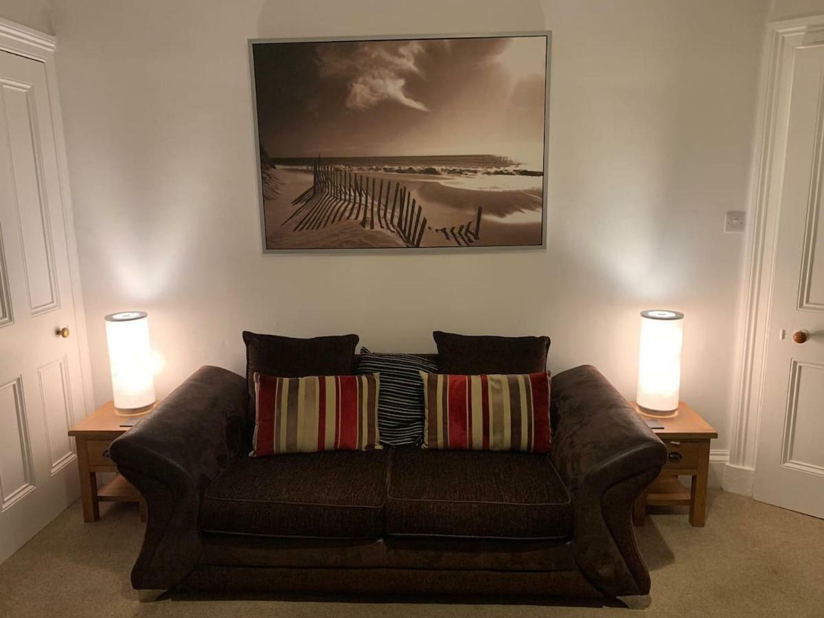 39c Apartment