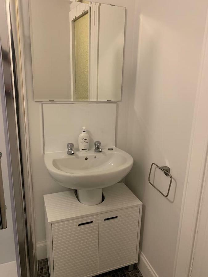 Apartment 39c *