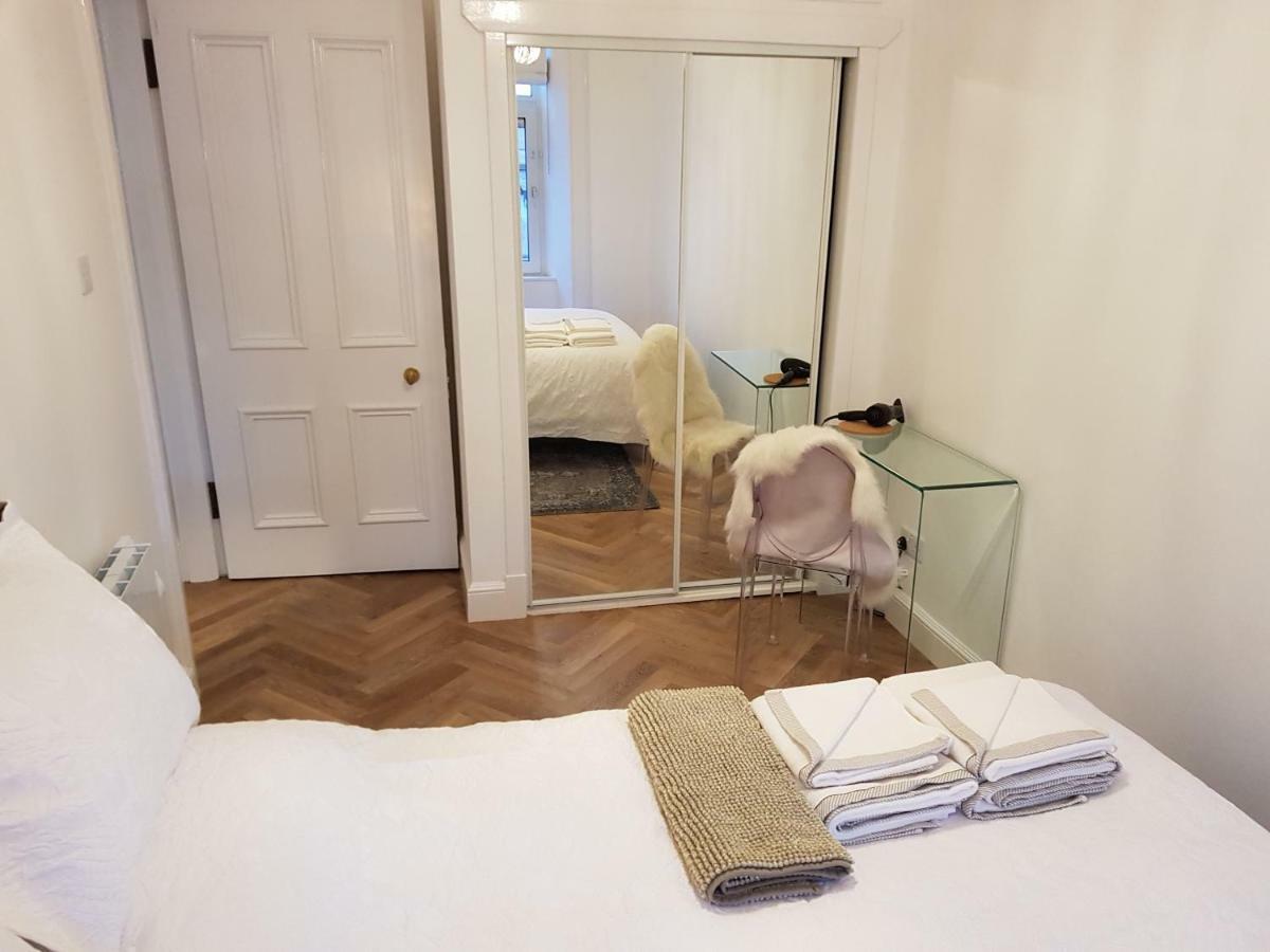 Argyll Square Apartment