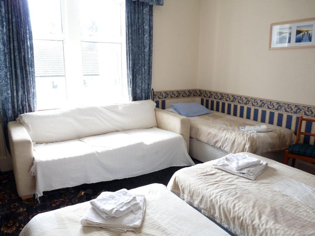 Arbour Guest House 2*