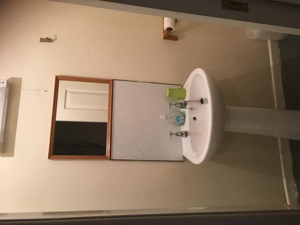 Alderlea House Bed & Breakfast