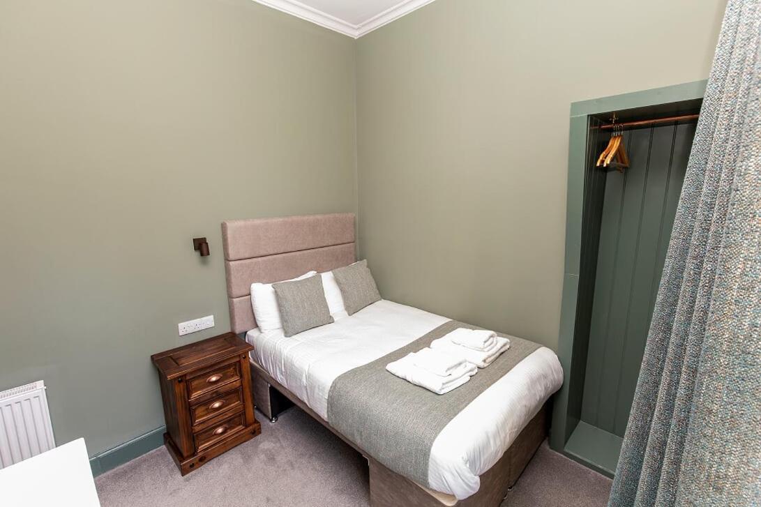 The Whisky Vaults 3* Oban
