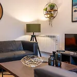 Bowmore Apartment