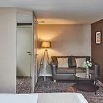 The Ranald Hotel