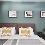 The Ranald Apartments