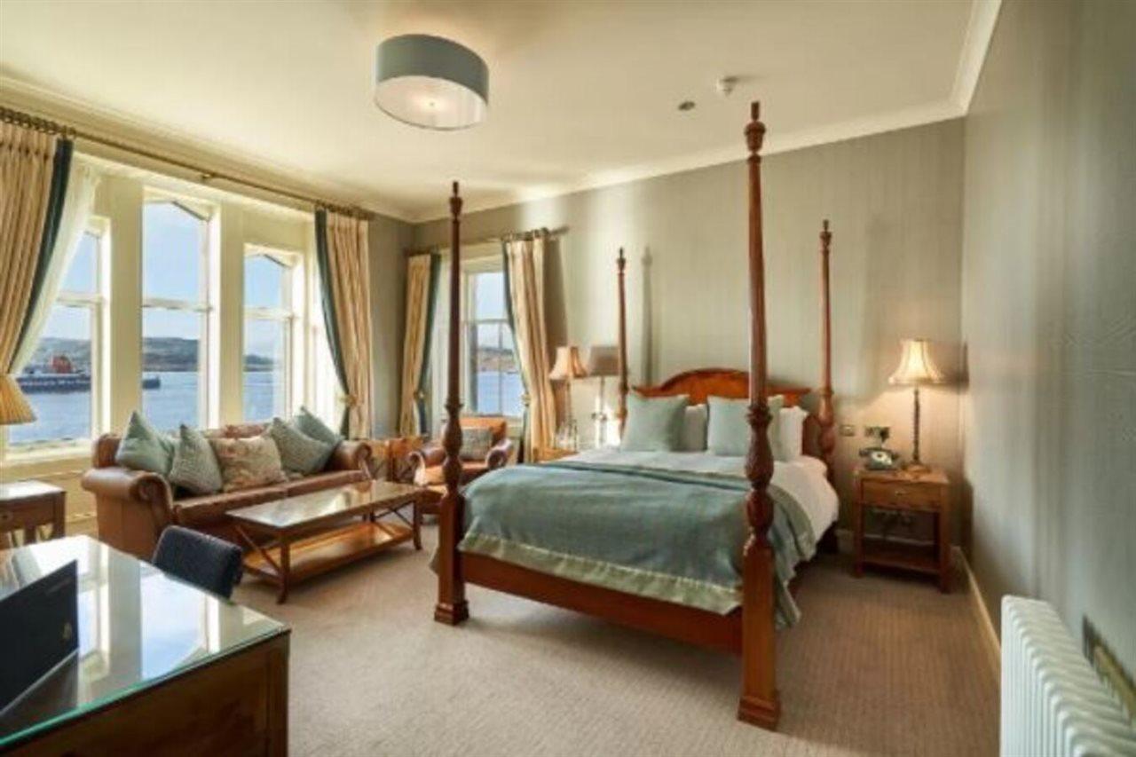 Bay Hotel