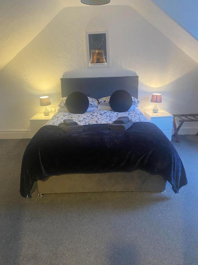 Cosy Detached House In Location *