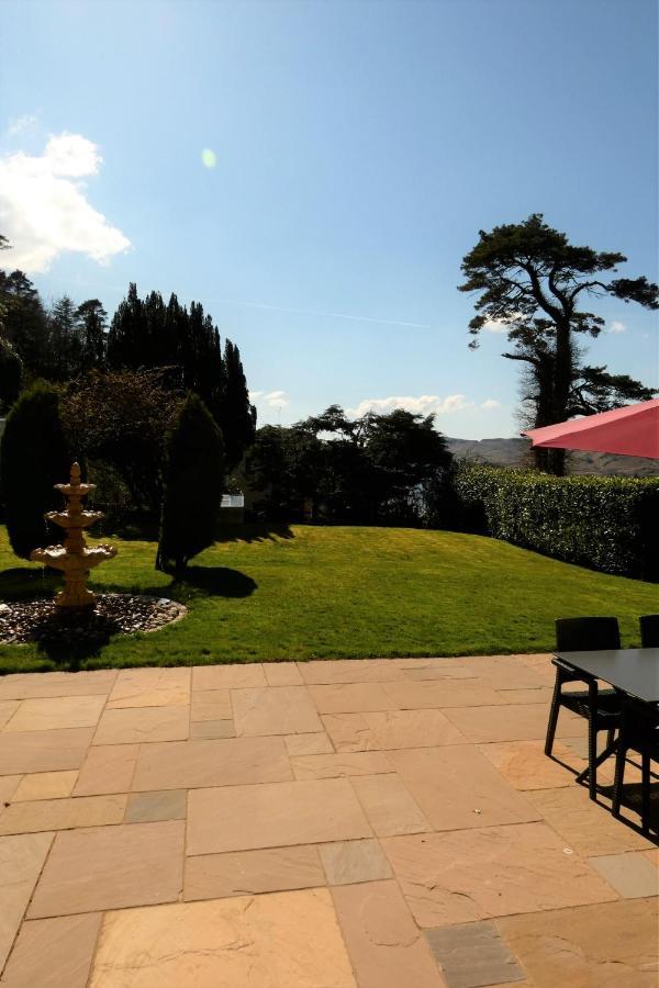 Dungallan Country house *