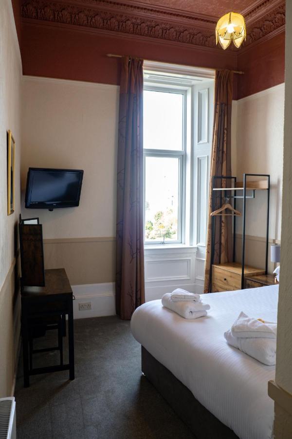 Guest house Corran House 2*