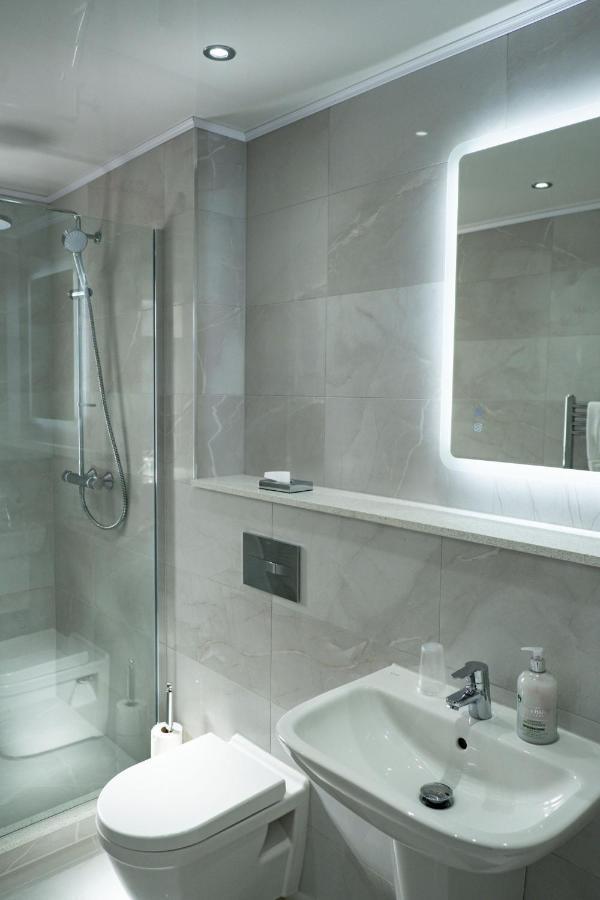 Corran House Guest house 2*