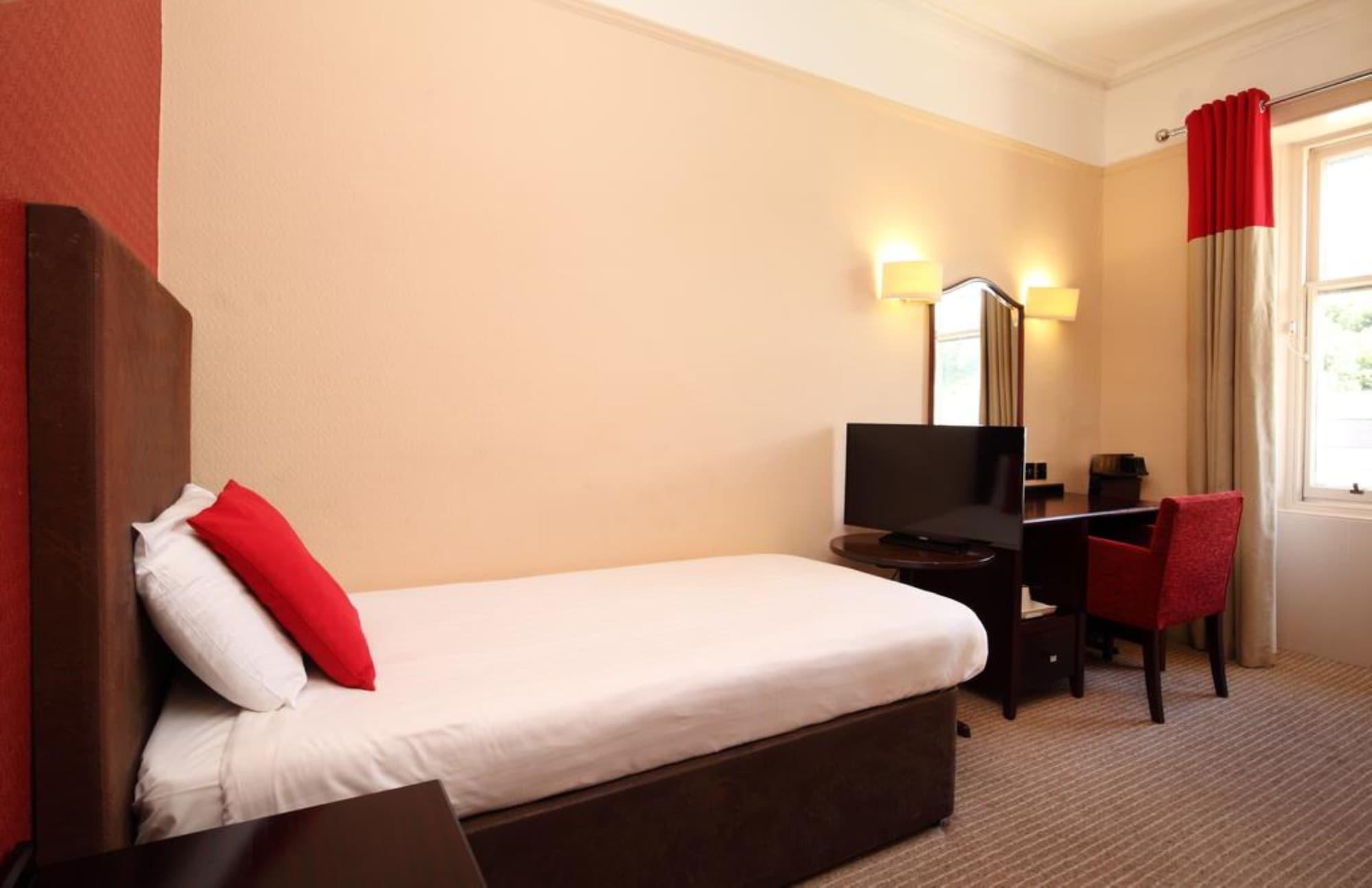 Columba Hotel 3*