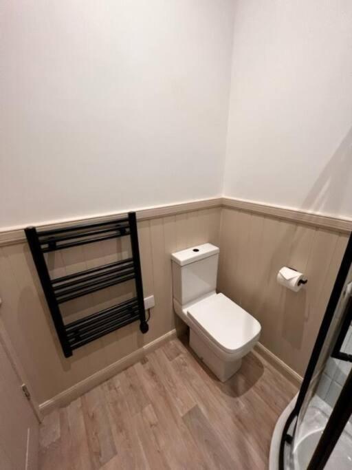 73 George Street. 2 * Oban