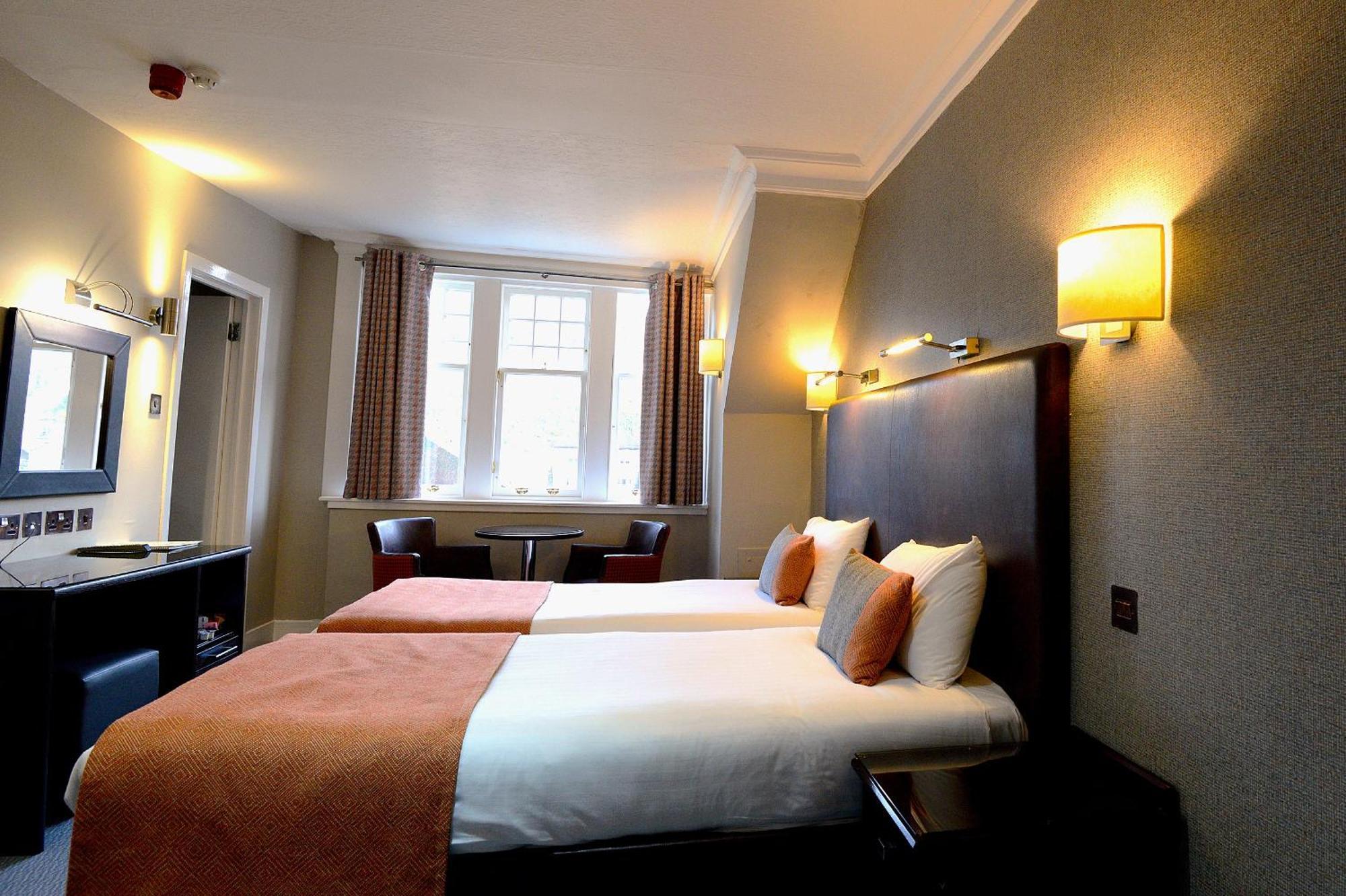 Columba Hotel 3*