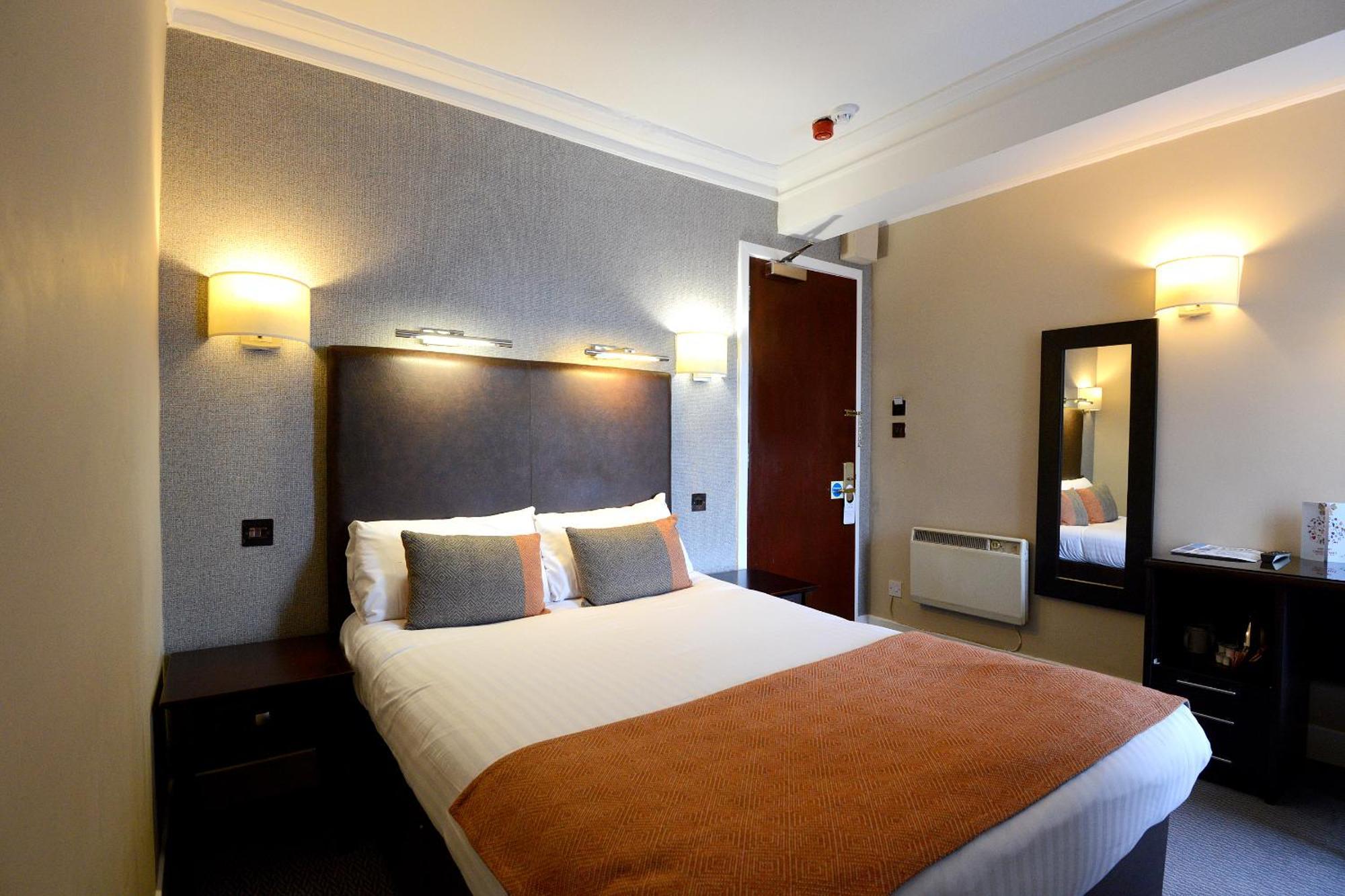 Columba Hotel 3*