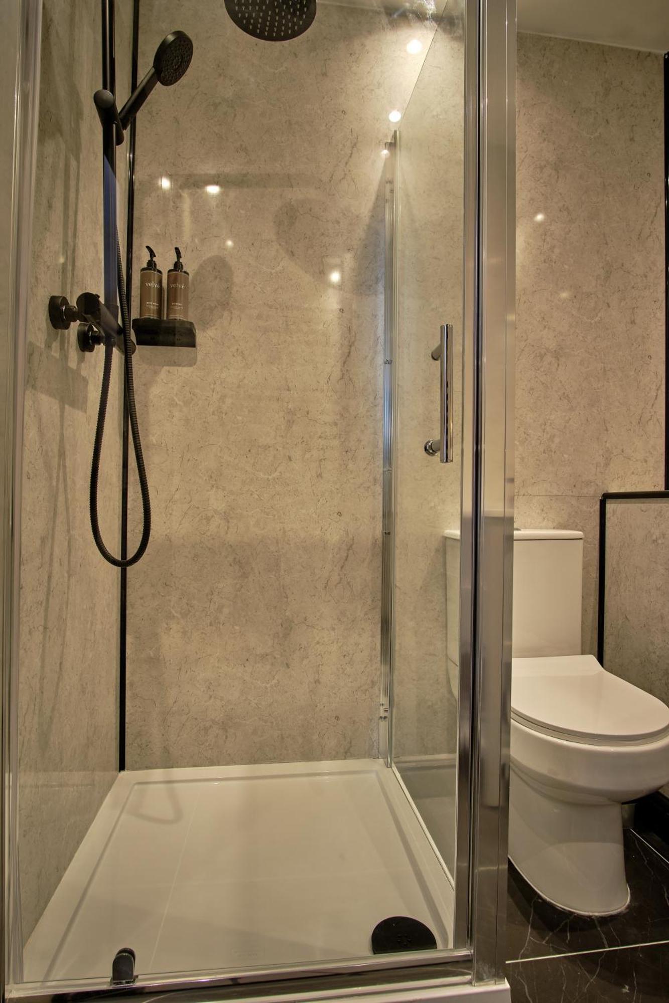 Muthu Regent Hotel