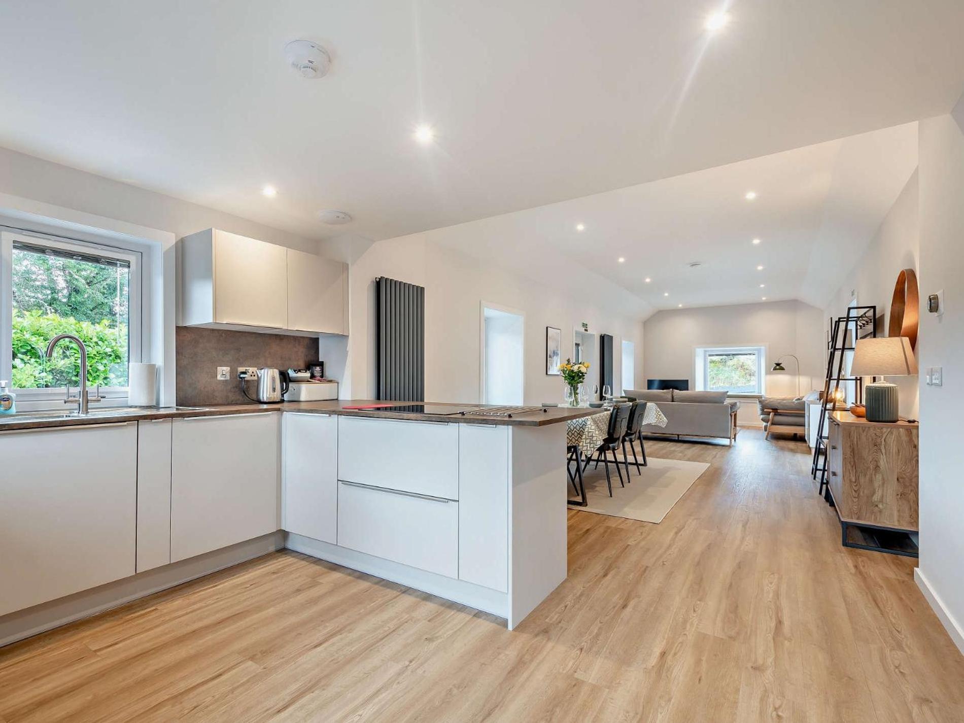 2 Bed In 93232 Oban