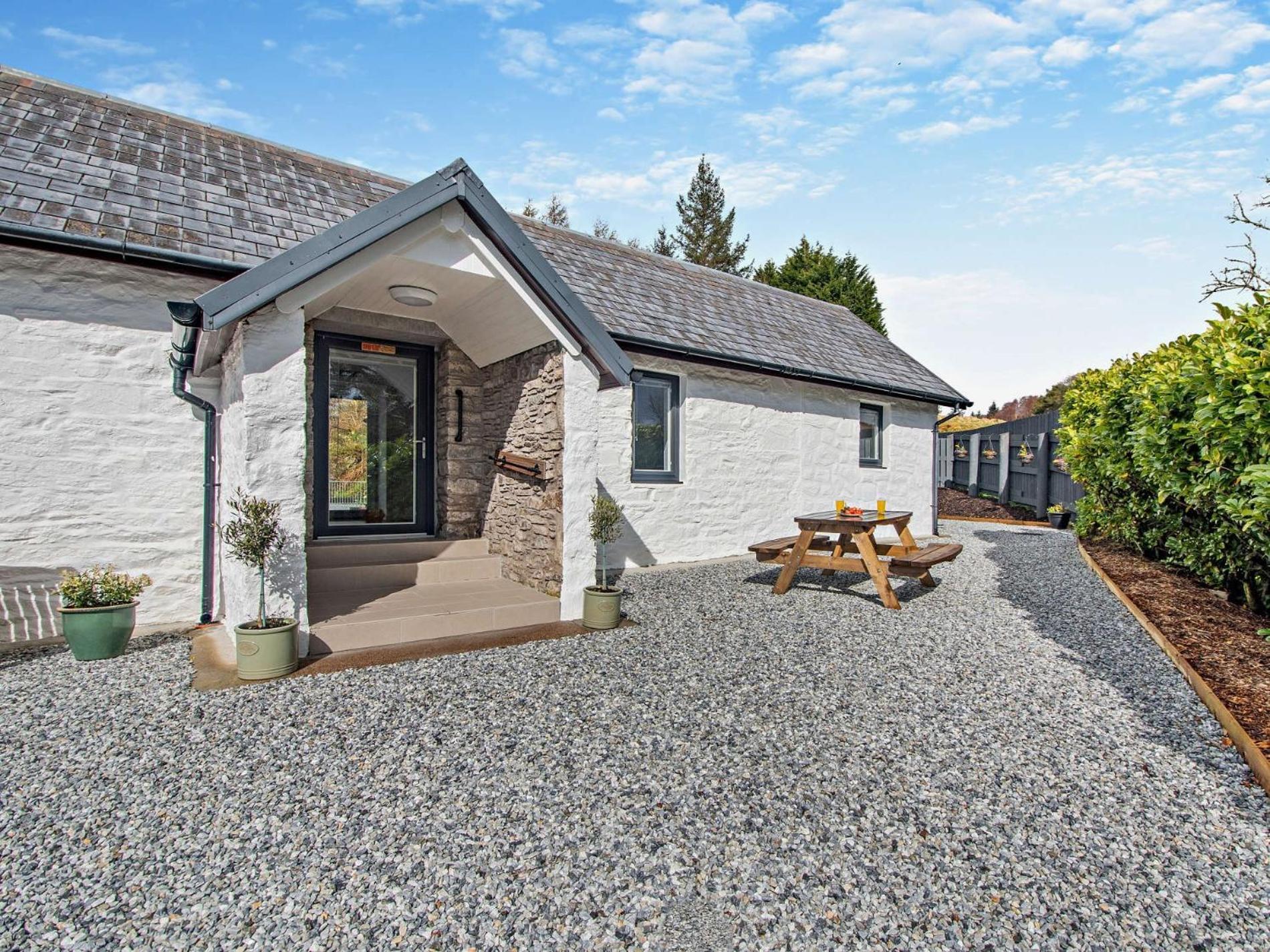 2 Bed In 93232 Holiday home