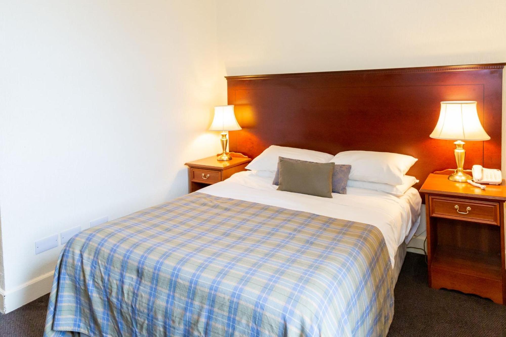 The Royal Hotel 3*