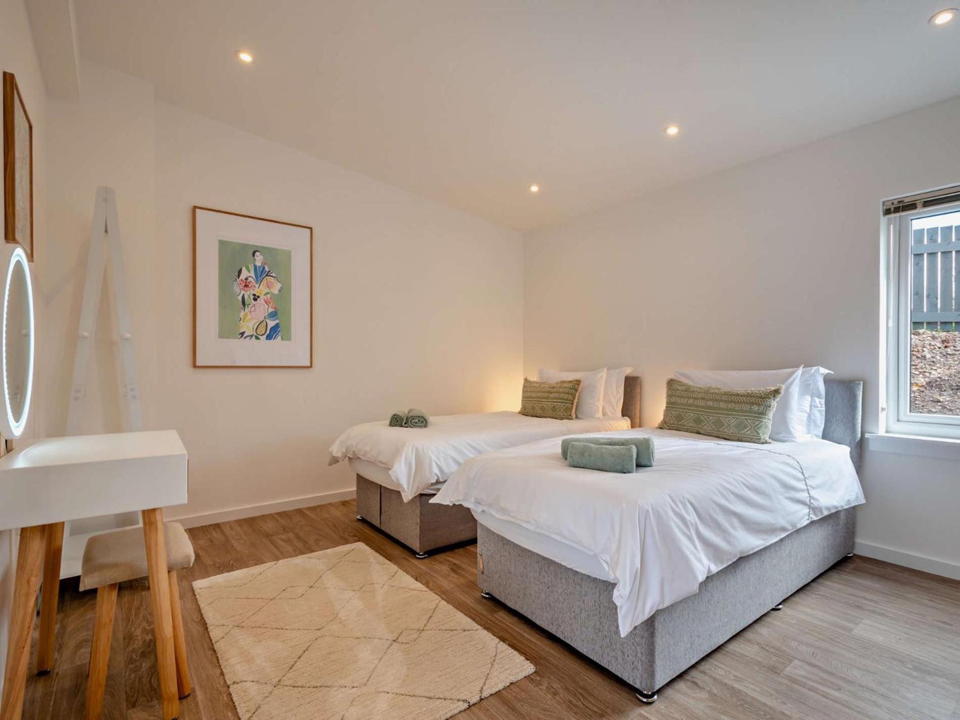 2 Bed In 94035 Holiday home