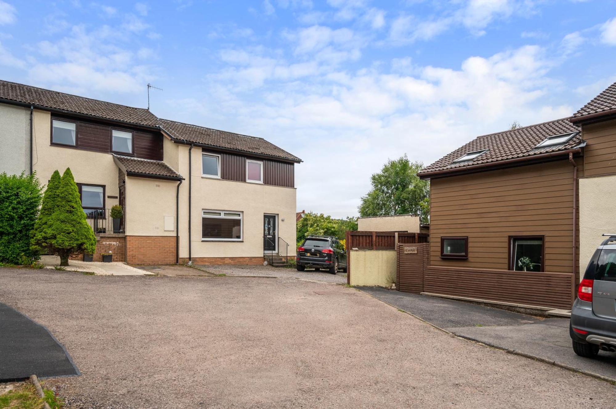 Beautiful 1 Bedroom With Private Patio And Free Parking