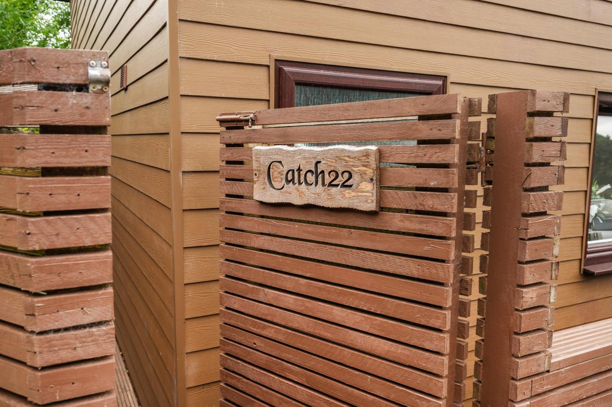 Beautiful 1 Bedroom With Private Patio And Free Parking Apartment