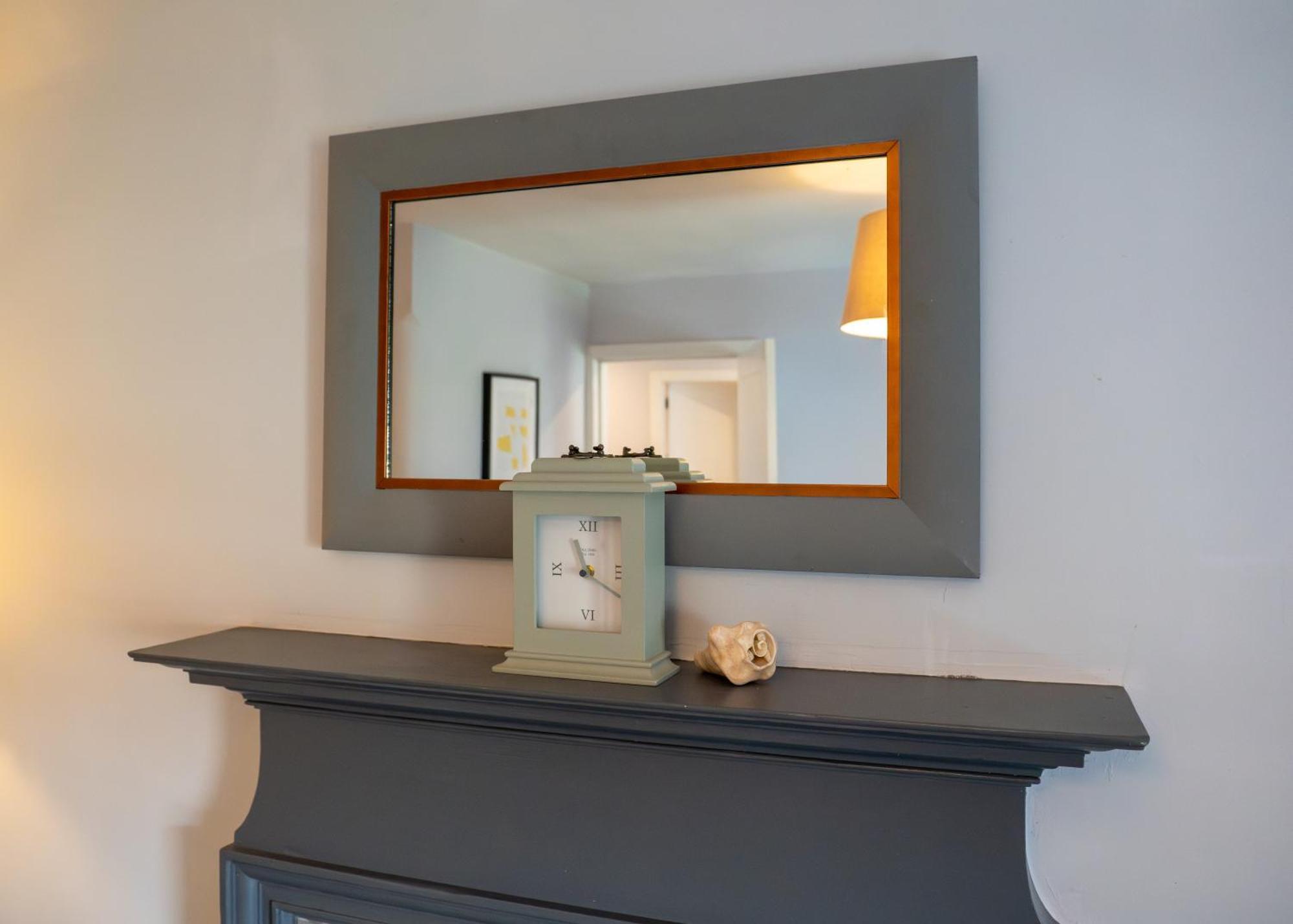 One Apartment *