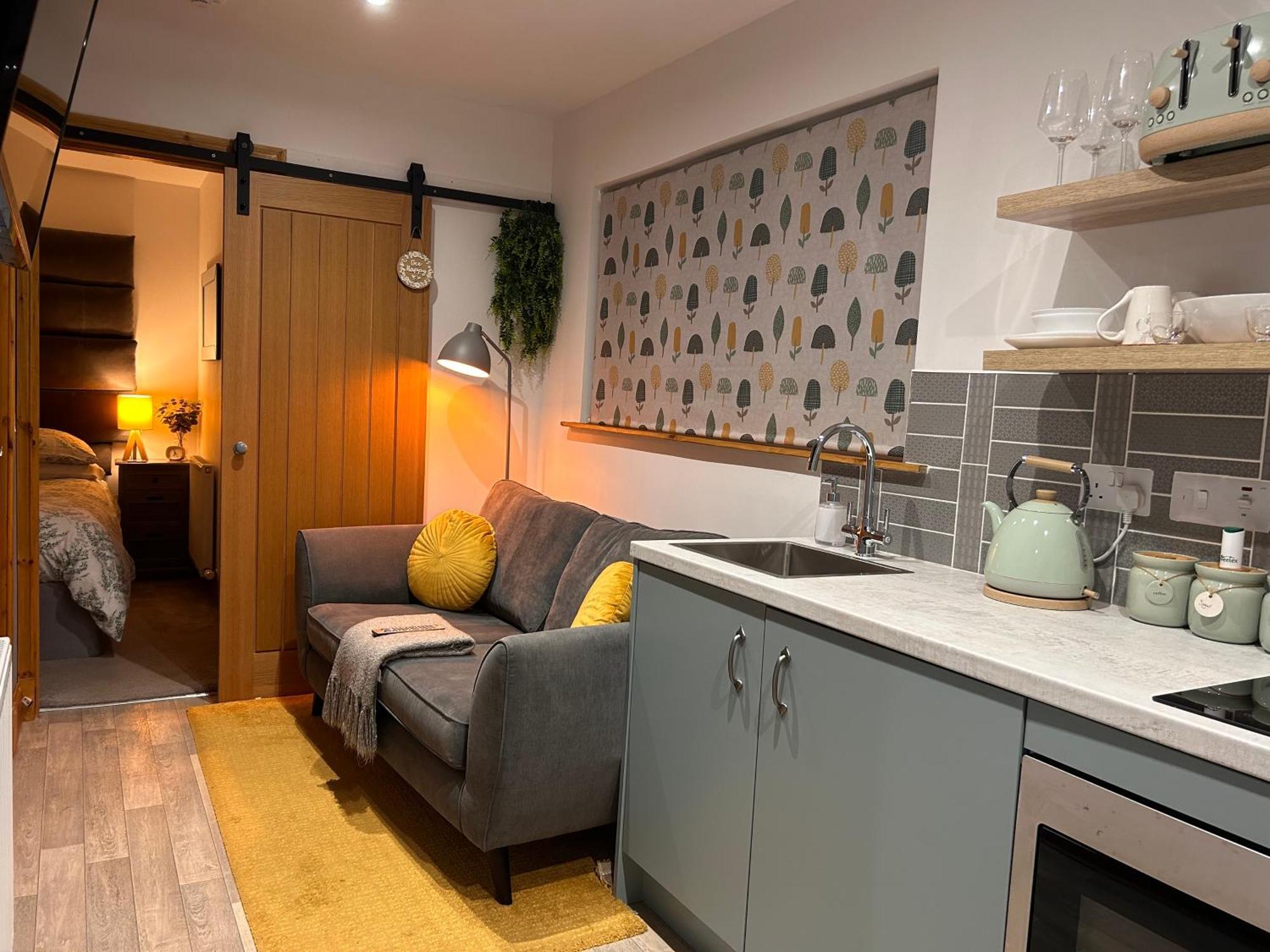 Glenshee Annexe, Oban. * Oban
