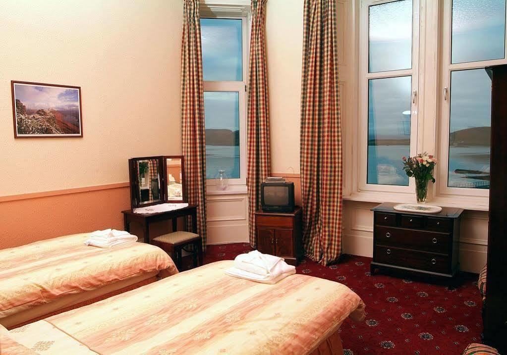 Corran House 2*