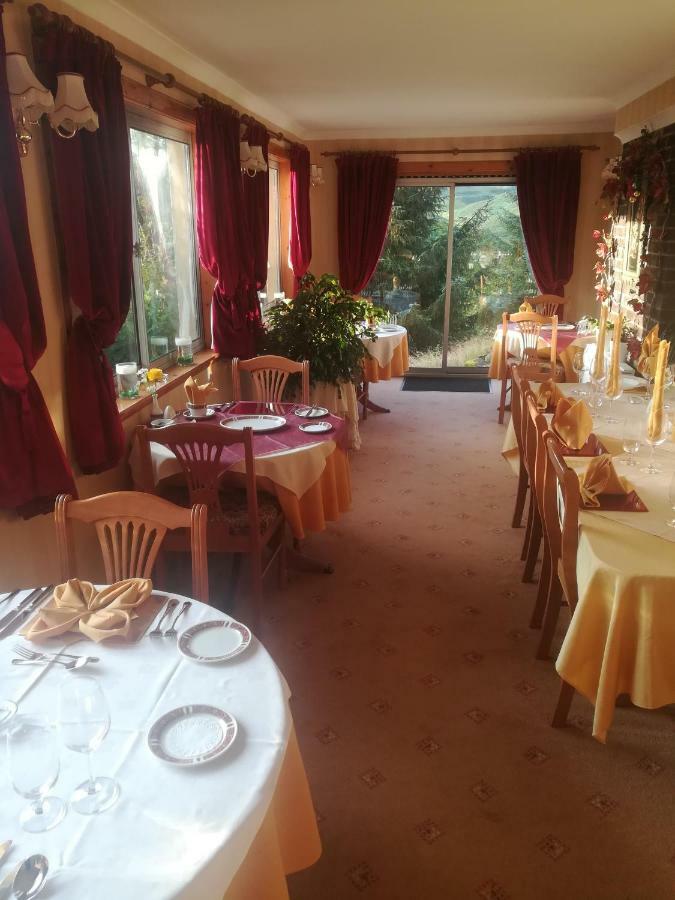 Bed & Breakfast Foxholes Country *