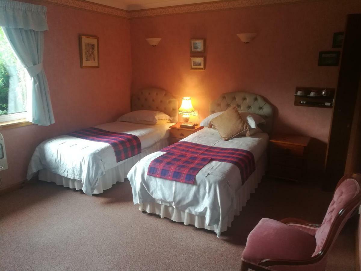 Bed & Breakfast Foxholes Country *