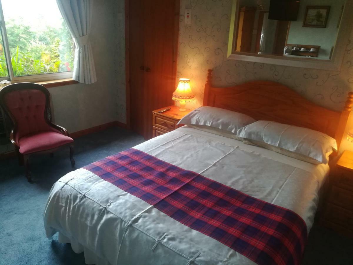 Bed & Breakfast Foxholes Country *